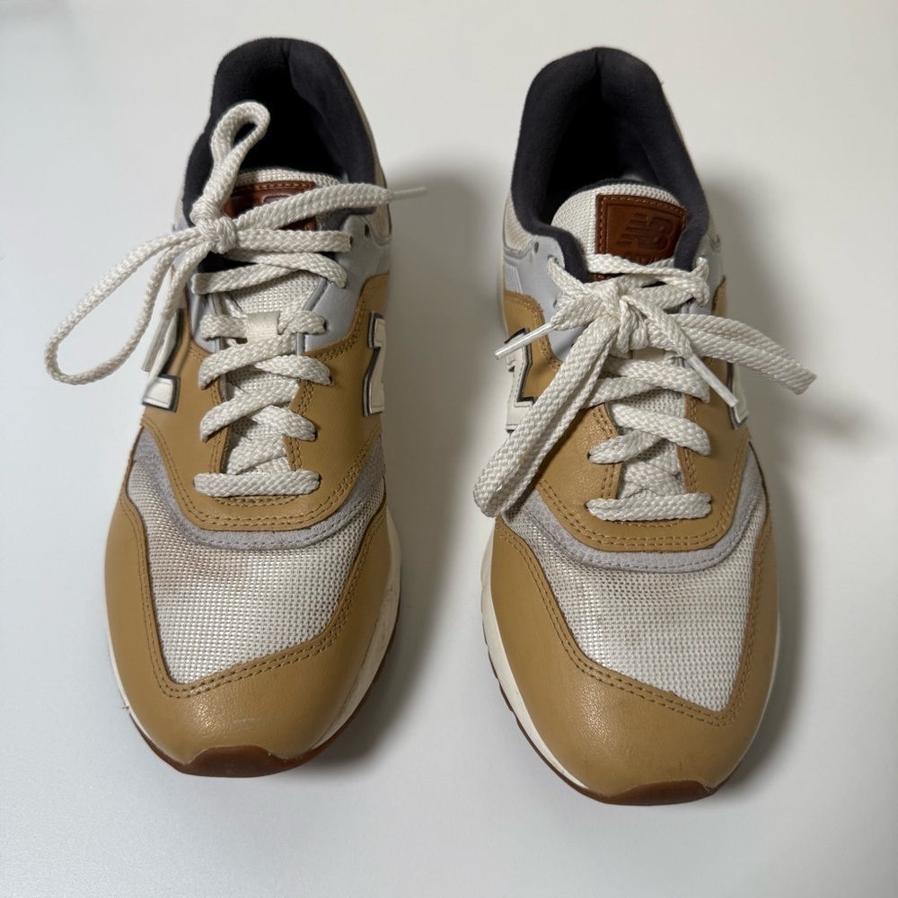 New Balence 997H Retro Sneakers Women’s Size 9.5 - Picture 2 of 8